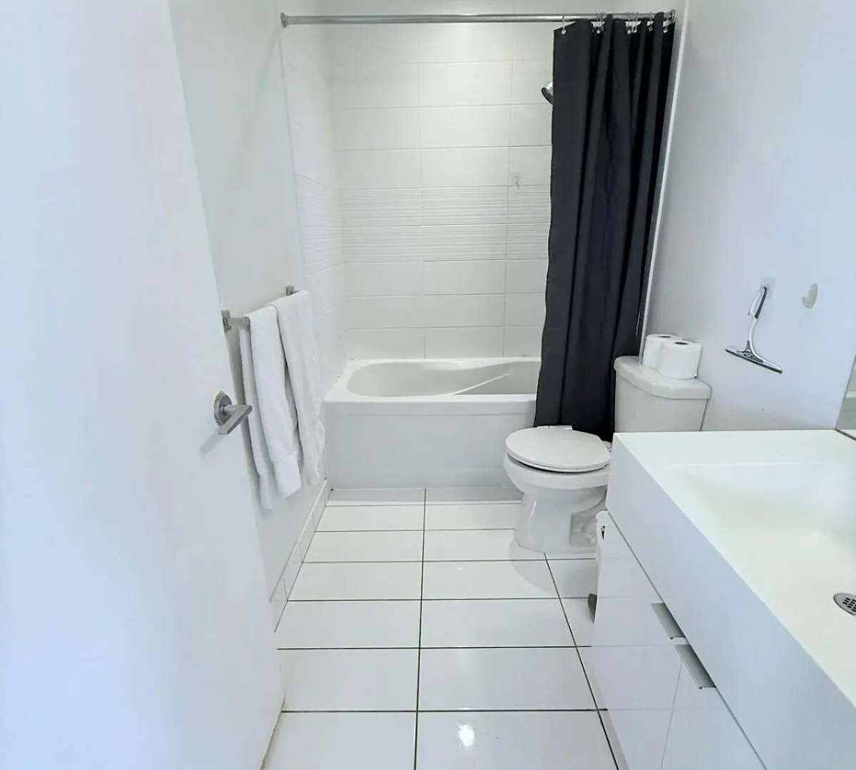 Downtown 1Br Apartment Near Cn Tower -Free Parking Toronto Kanada