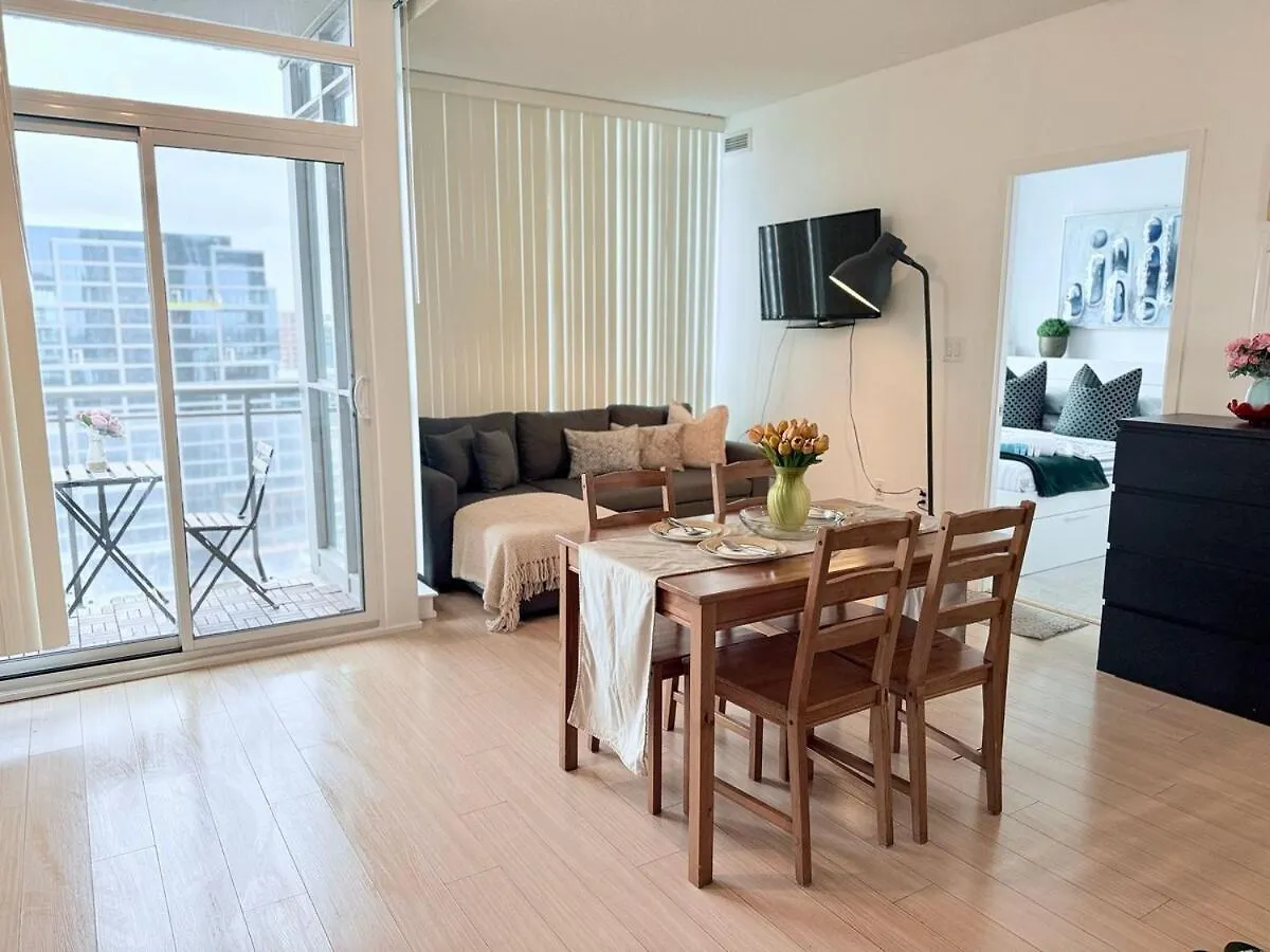 Downtown 1Br Apartment Near Cn Tower -Free Parking Toronto 0*,  Kanada