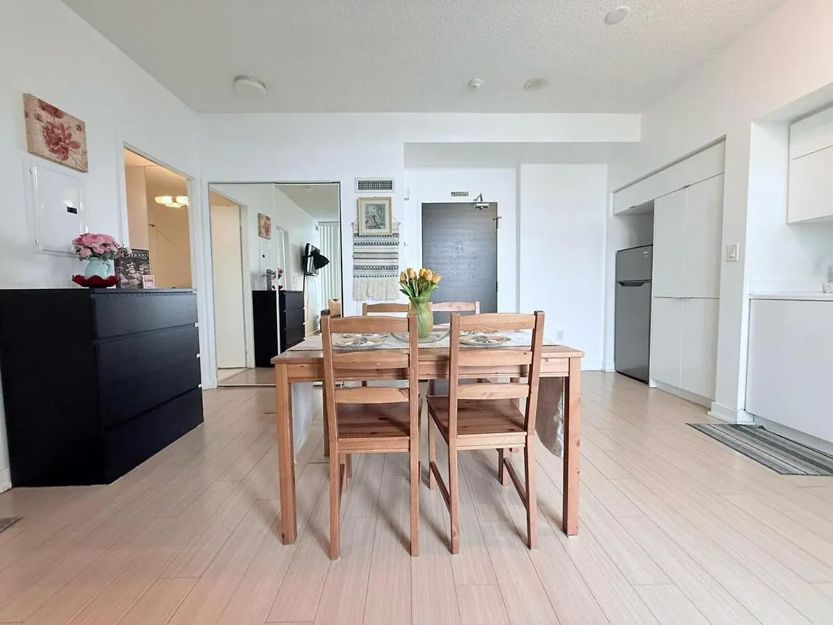 Downtown 1Br Apartment Near Cn Tower -Free Parking Toronto